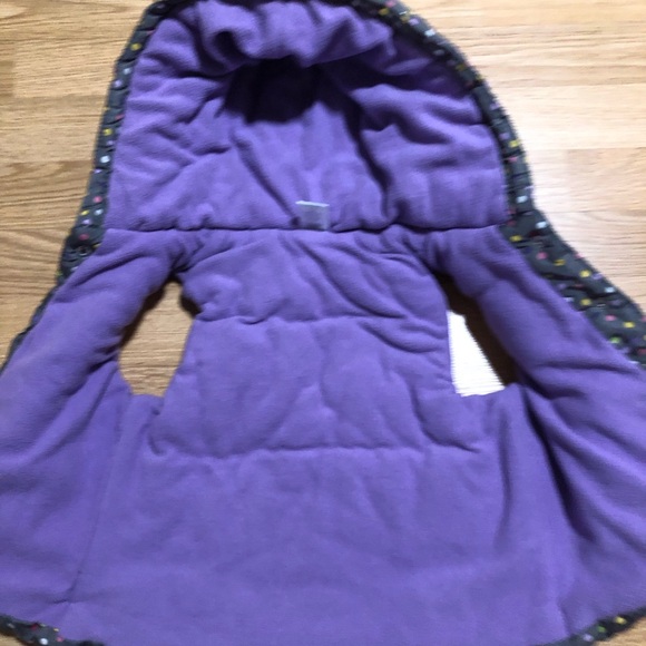 “Gymboree” vest size 4T-5T - Picture 4 of 6